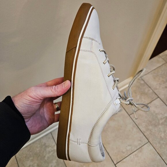 UGG White and Tan Men's Sneakers - Picture 12 of 16